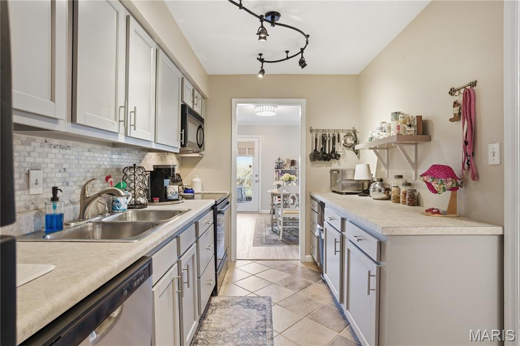 Saxony Condo - Residential