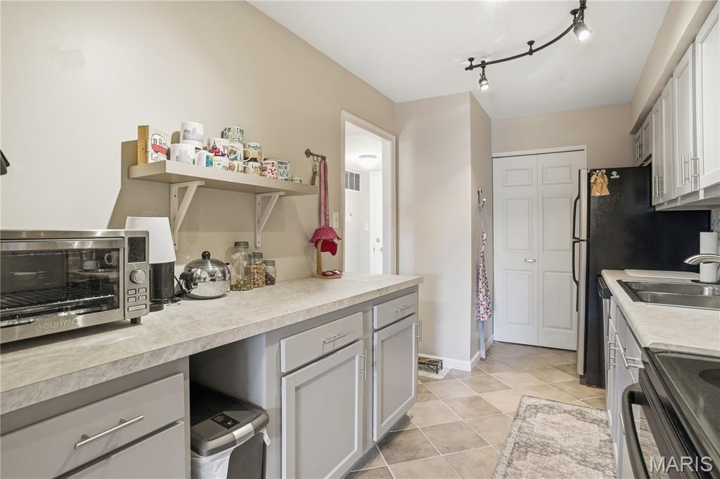 Saxony Condo - Residential