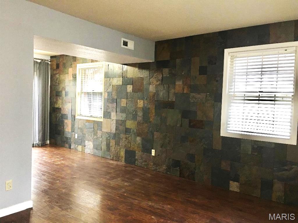 1740 Blue Jay Cove