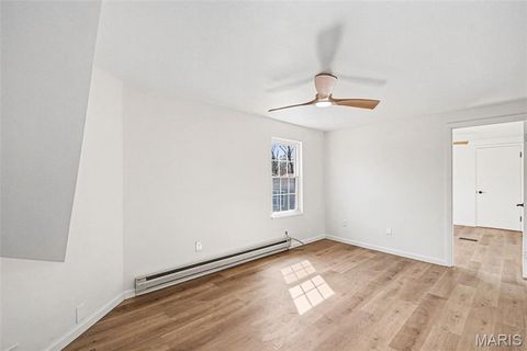 Tiny photo for 322 Midway Avenue, Kirkwood, MO 63122 (MLS # 26013758)