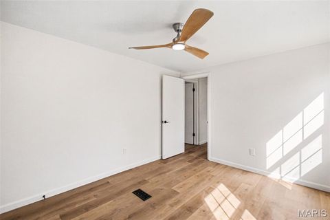 Tiny photo for 322 Midway Avenue, Kirkwood, MO 63122 (MLS # 26013758)