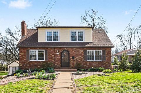 Tiny photo for 322 Midway Avenue, Kirkwood, MO 63122 (MLS # 26013758)