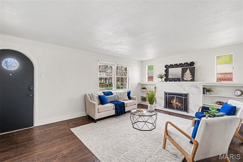 Tiny photo for 322 Midway Avenue, Kirkwood, MO 63122 (MLS # 26013758)