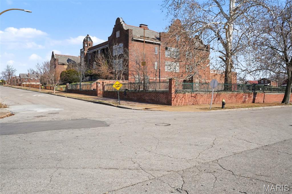 St Louis Heights Add - Commercial Sale