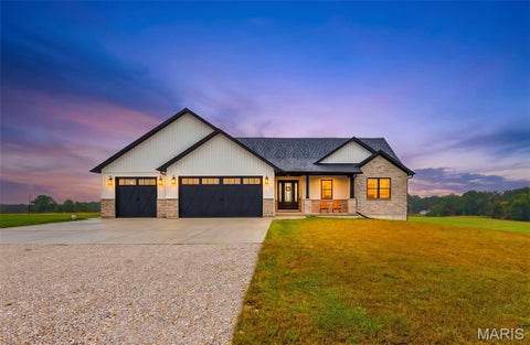 Tiny photo for 103 Cheatham Farm Lane, Troy, MO 63379 (MLS # 26066347)