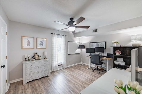 Tiny photo for 15026 Baxter Village Drive #E, Chesterfield, MO 63017 (MLS # 26051032)