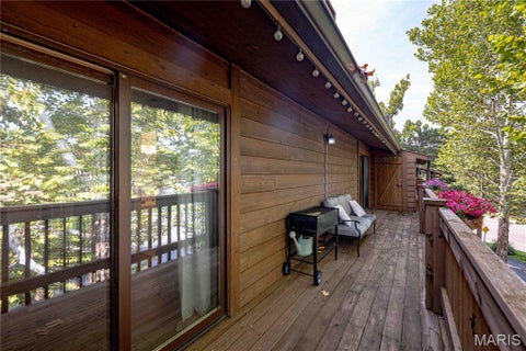 Tiny photo for 15026 Baxter Village Drive #E, Chesterfield, MO 63017 (MLS # 26051032)