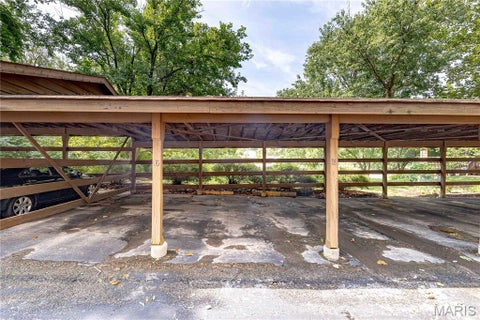 Tiny photo for 15026 Baxter Village Drive #E, Chesterfield, MO 63017 (MLS # 26051032)