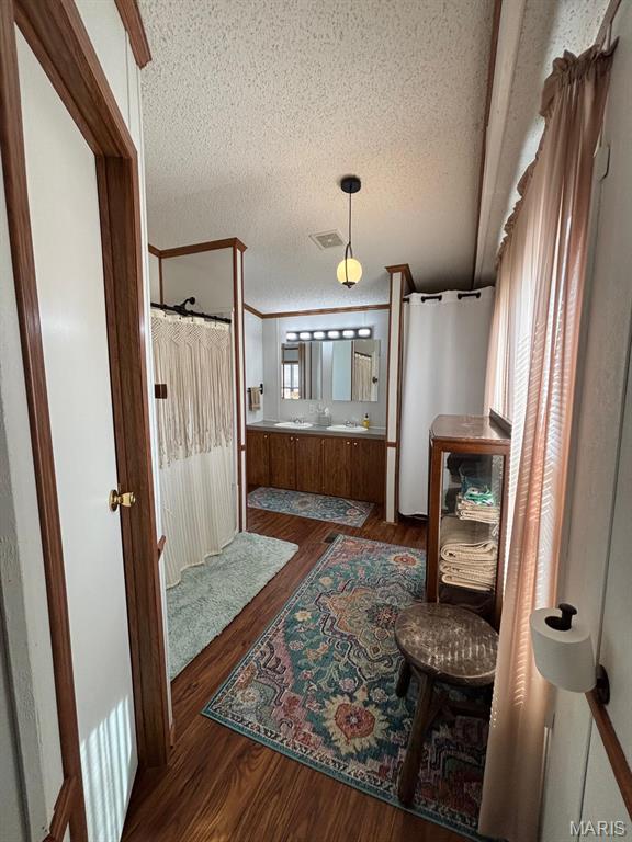 Lake View Estate - Residential