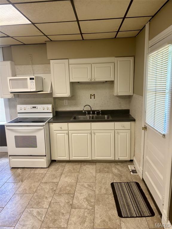 THE HILL - Residential Lease