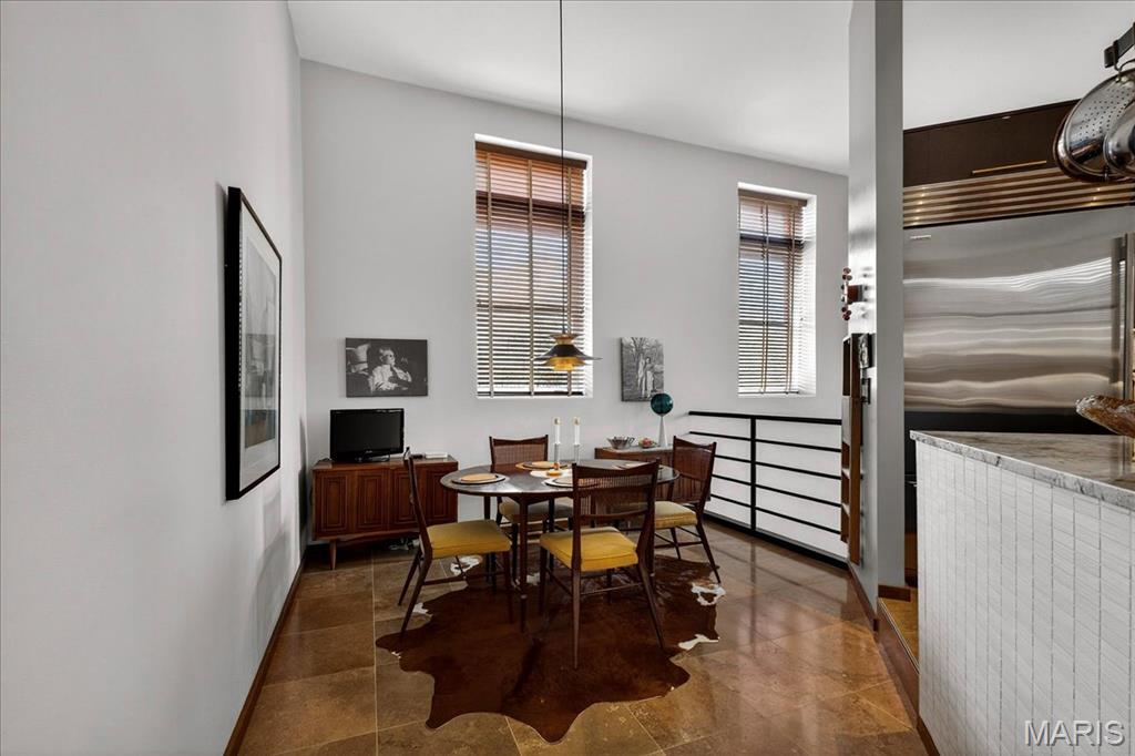 Lafayette Square - Benton Place - Residential