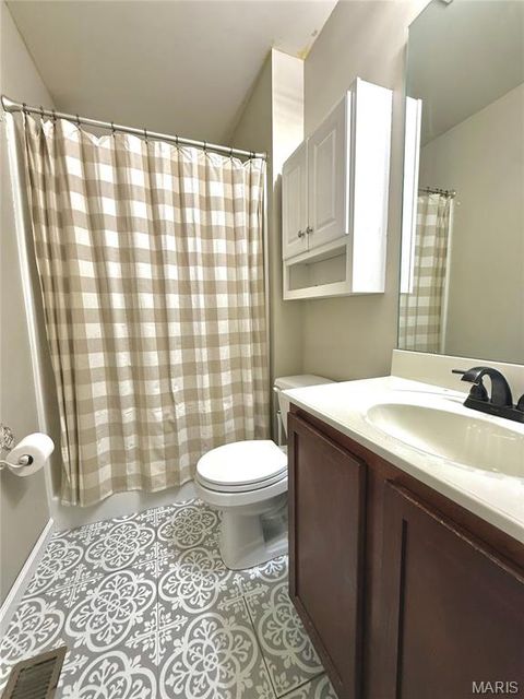 Tiny photo for 304 Parkway Drive, Troy, MO 63379 (MLS # 26020761)