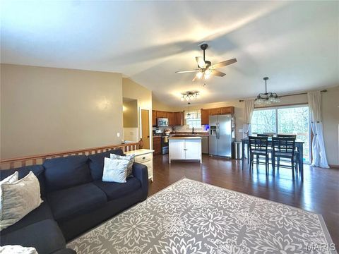 Tiny photo for 304 Parkway Drive, Troy, MO 63379 (MLS # 26020761)