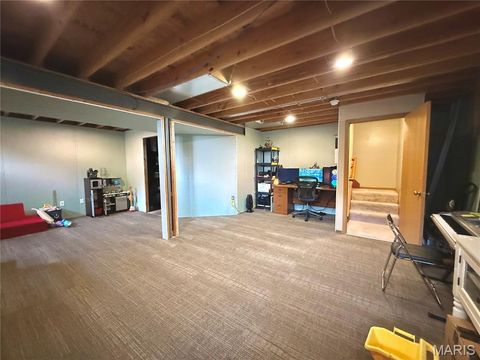 Tiny photo for 304 Parkway Drive, Troy, MO 63379 (MLS # 26020761)