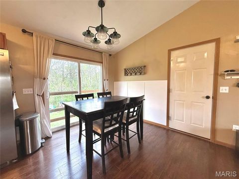 Tiny photo for 304 Parkway Drive, Troy, MO 63379 (MLS # 26020761)