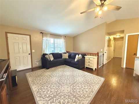 Tiny photo for 304 Parkway Drive, Troy, MO 63379 (MLS # 26020761)