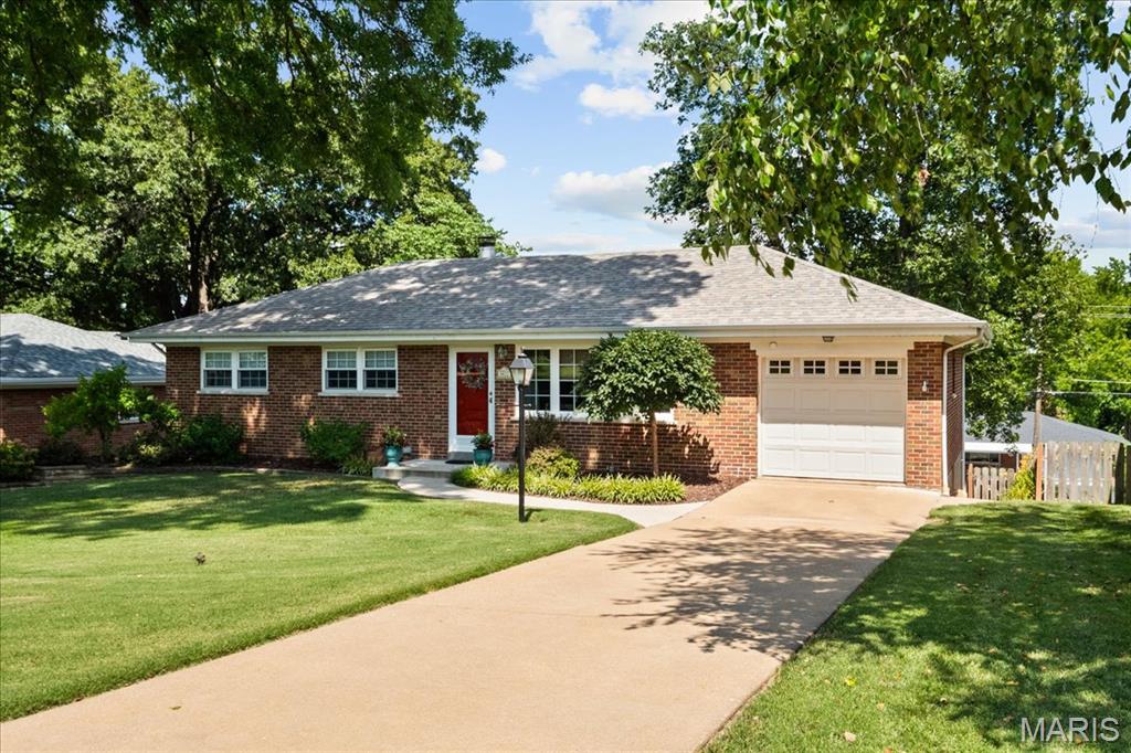 St Louis, Missouri 63126, United States, 3 Bedrooms Bedrooms, ,2 BathroomsBathrooms,Residential,Coming Soon,164530