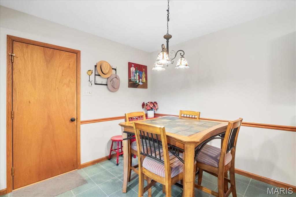 St Louis, Missouri 63126, United States, 3 Bedrooms Bedrooms, ,2 BathroomsBathrooms,Residential,Coming Soon,164530