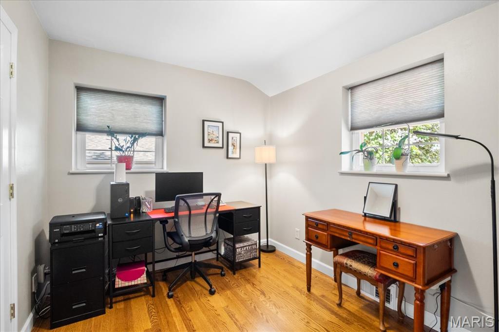 St Louis, Missouri 63126, United States, 3 Bedrooms Bedrooms, ,2 BathroomsBathrooms,Residential,Coming Soon,164530