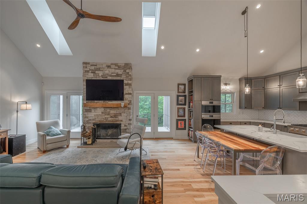 2740 Tyrol View Court