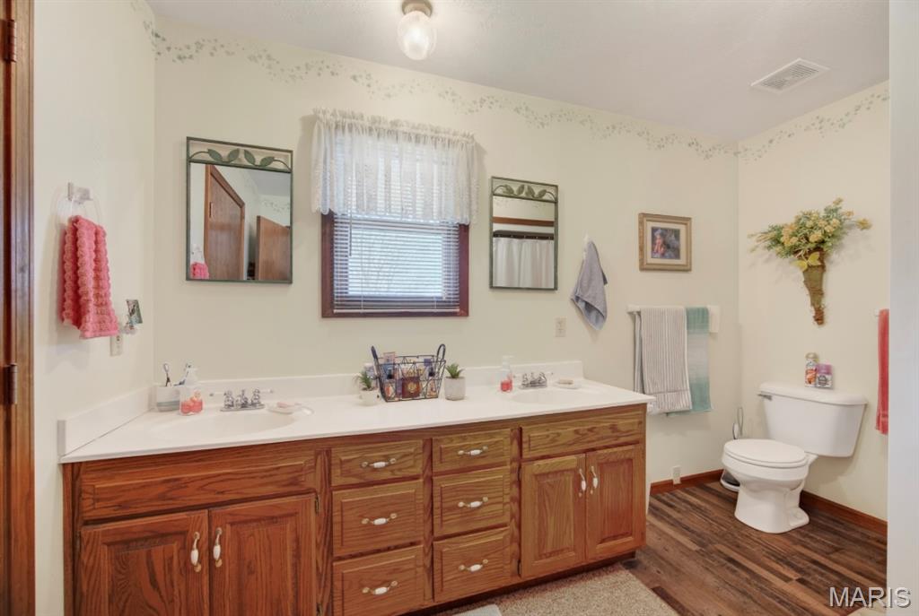 Oak Tree - Residential