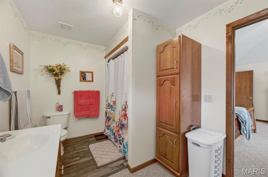 Oak Tree - Residential