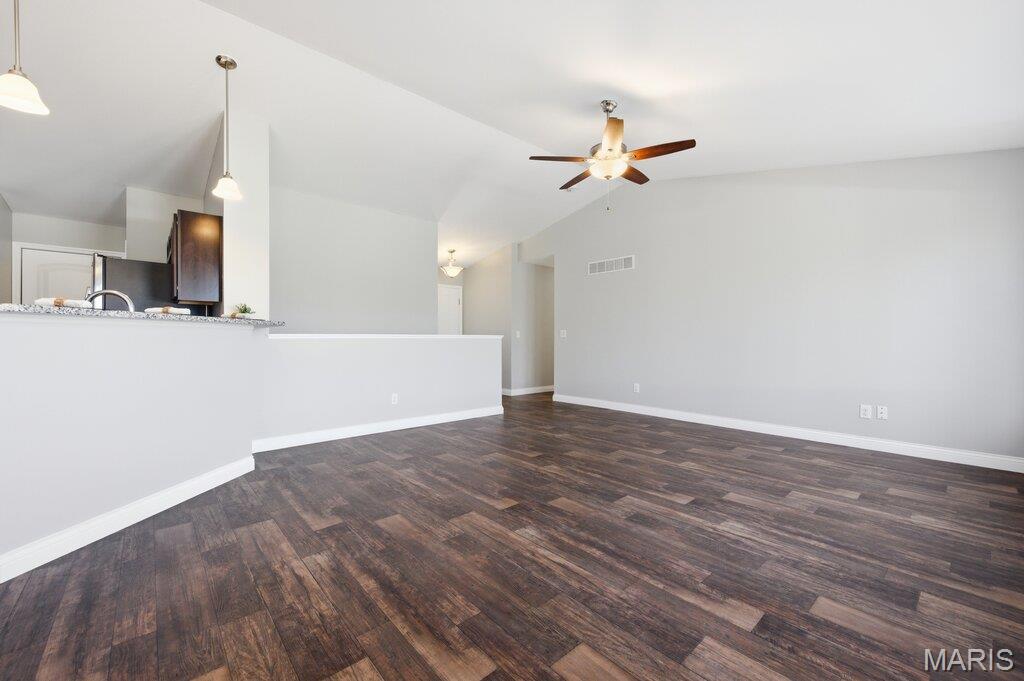 Falcons Crest - Residential