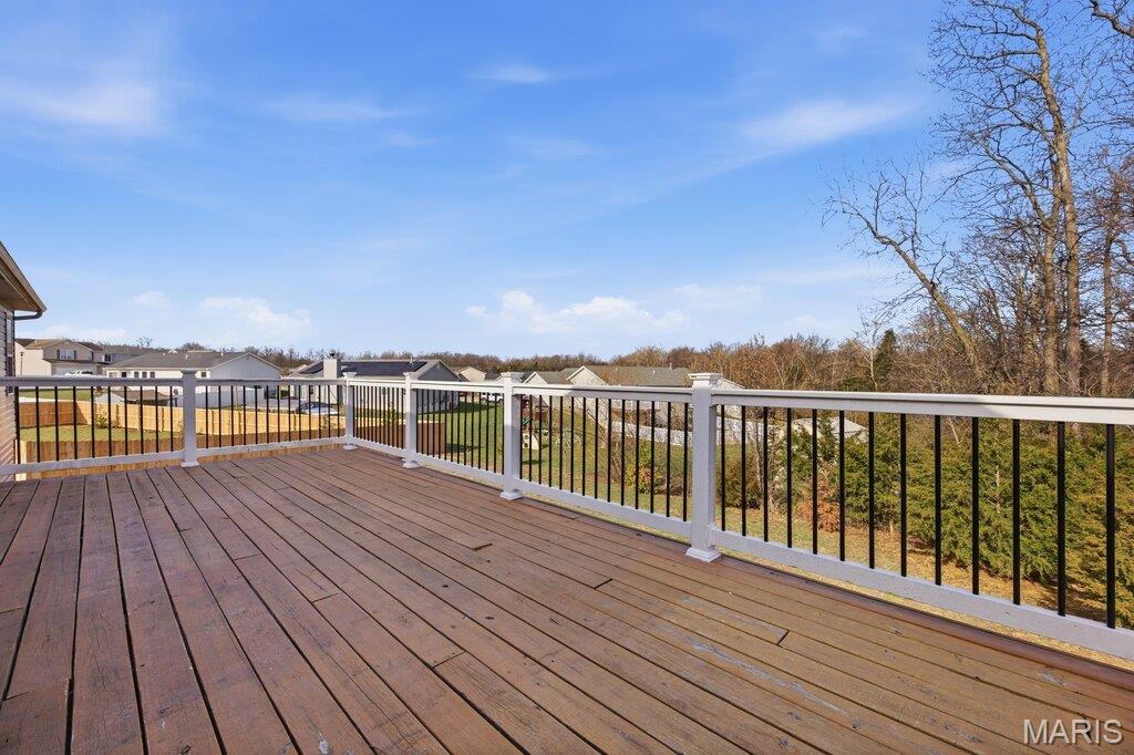 Falcons Crest - Residential