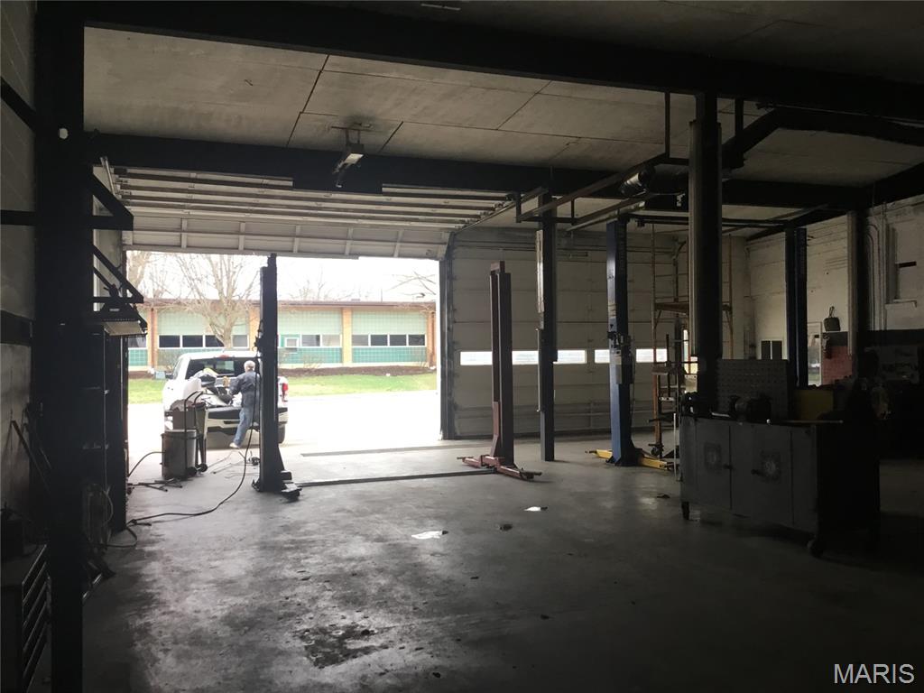 Eastern Add - Commercial Sale