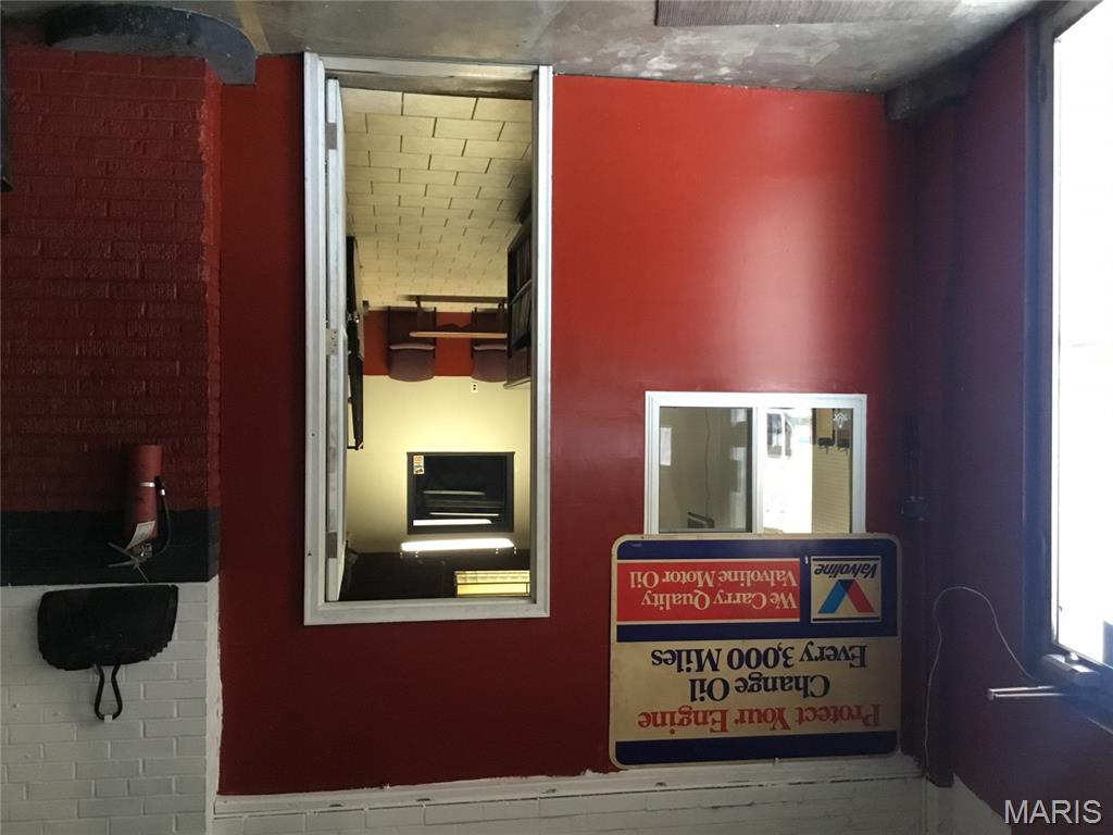 Eastern Add - Commercial Sale