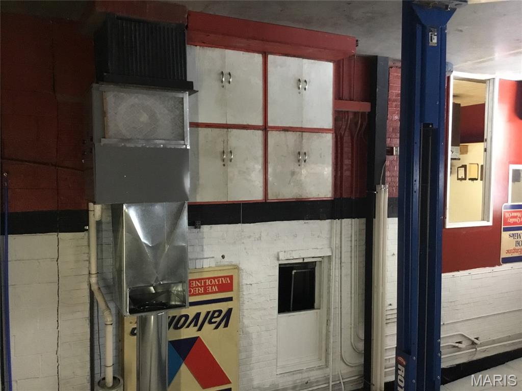 Eastern Add - Commercial Sale