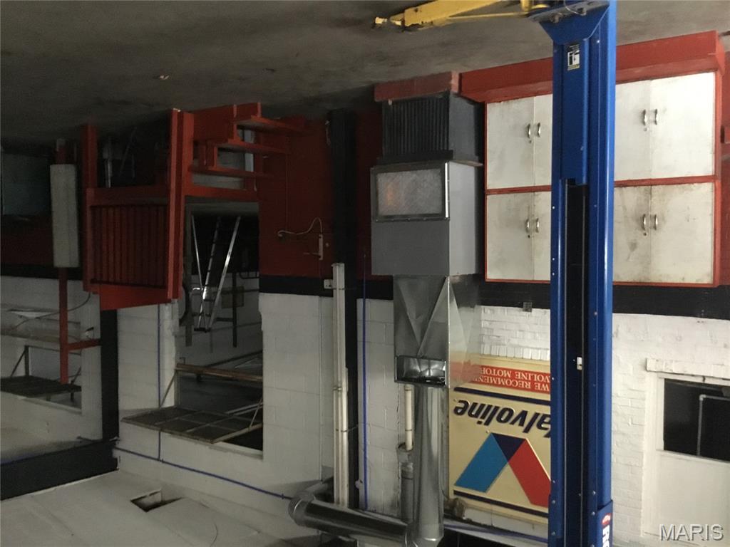 Eastern Add - Commercial Sale