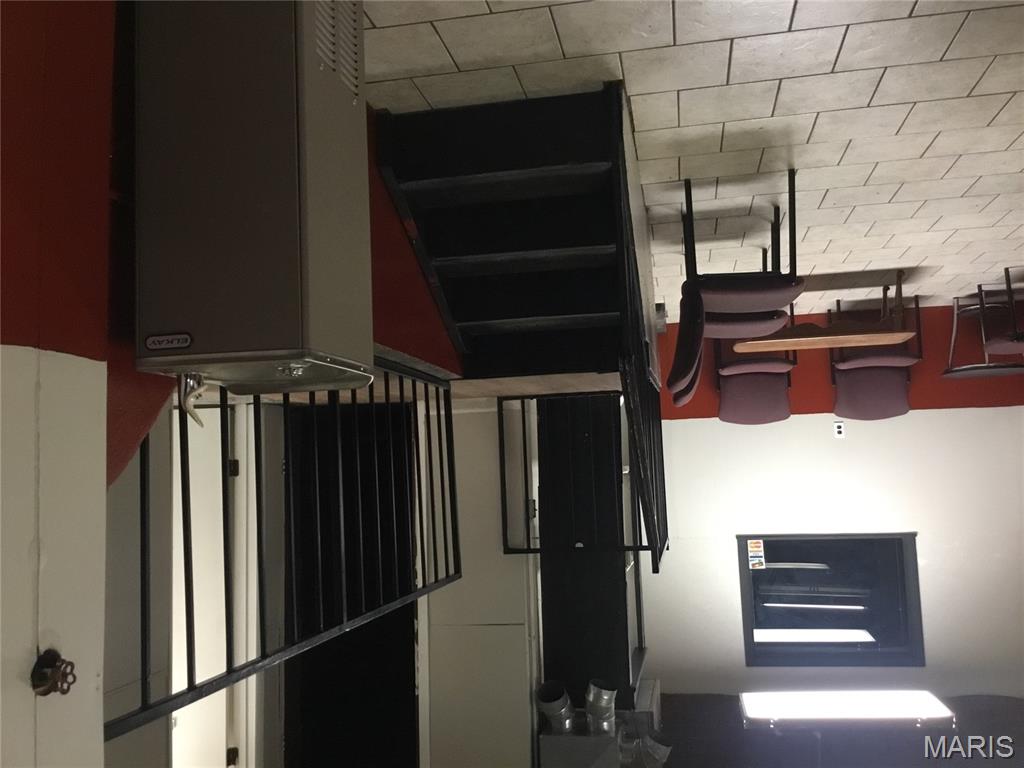 Eastern Add - Commercial Sale