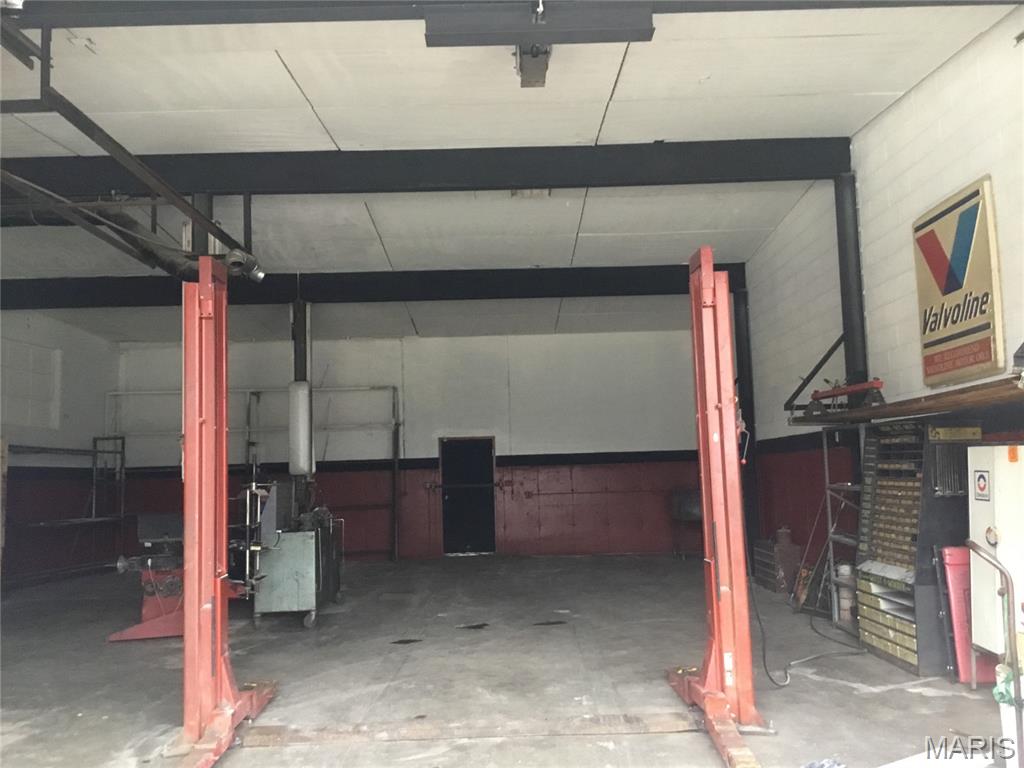 Eastern Add - Commercial Sale