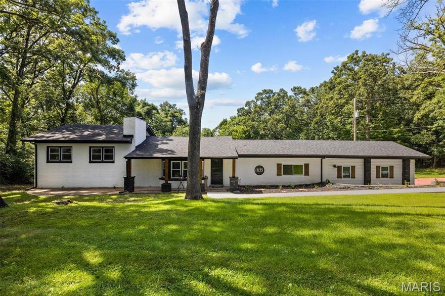 Tired of subdivision living? This home sits on 1.08 +/- acres, prime location in Unincorporated Fenton, Rockwood Schools, multi level home with a spacious layout & numerous amenities, this is a true gem for those seeking a new place to call home. You will be greeted by an open & bright living space great for relaxation & entertaining. Natural light pours in through the large windows, enhancing the inviting atmosphere. The dining area is perfect for hosting dinner parties or enjoying family meals, modern kitchen boasts black SS appliances, 5 burner range w/convection & air fryer, sleek exotic quartz countertops, ample cabinet space & convenient center island for food prep or a cozy spot for casual dining. The primary bedroom offers a tranquil retreat w/walk-in closet, ceiling fan w/retractable blades, ensuite bath complete w/custom shower & Bluetooth speaker. The fin lower level offers a WB Fireplace for extended comfort. Large Deck, new electric, plumbing, HVAC, vinyl windows, MF laundry & master suite.