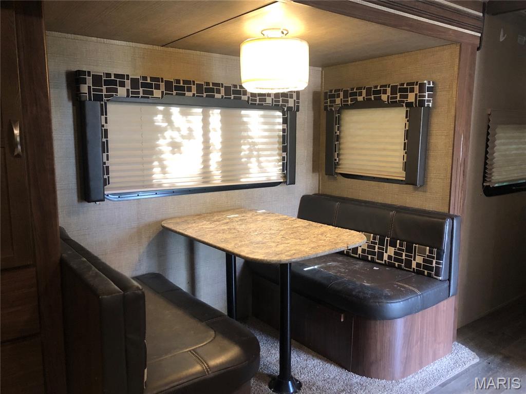 Castaway Cove - Land