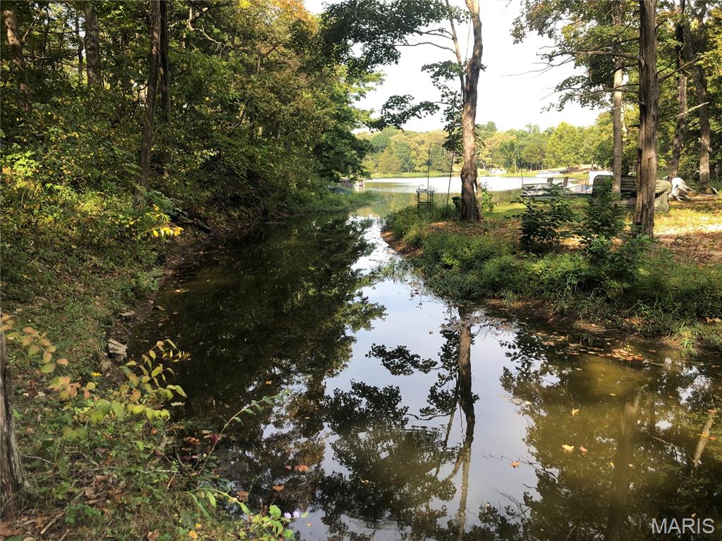 Castaway Cove - Land