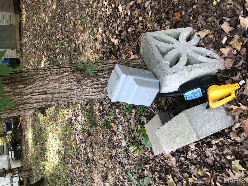 Castaway Cove - Land