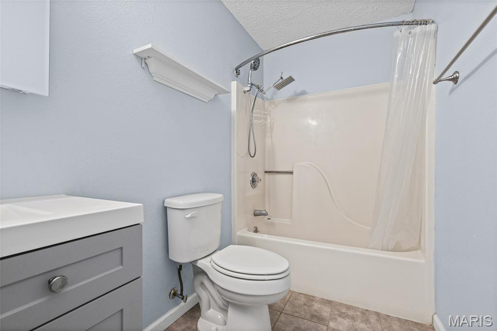 Country Cottage Estates - Residential