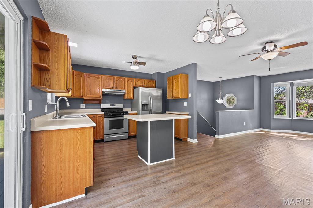 Country Cottage Estates - Residential