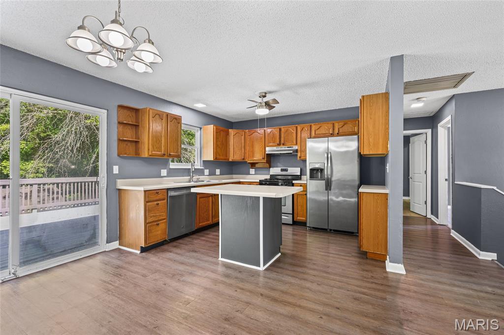 Country Cottage Estates - Residential