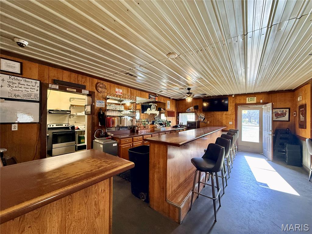 Lake Perry - Commercial Sale