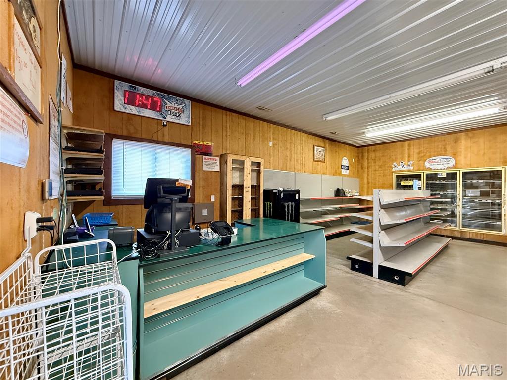 Lake Perry - Commercial Sale