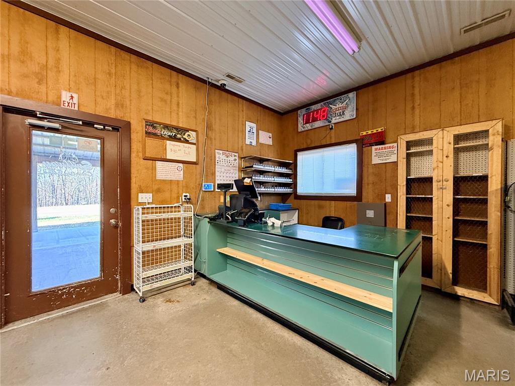 Lake Perry - Commercial Sale