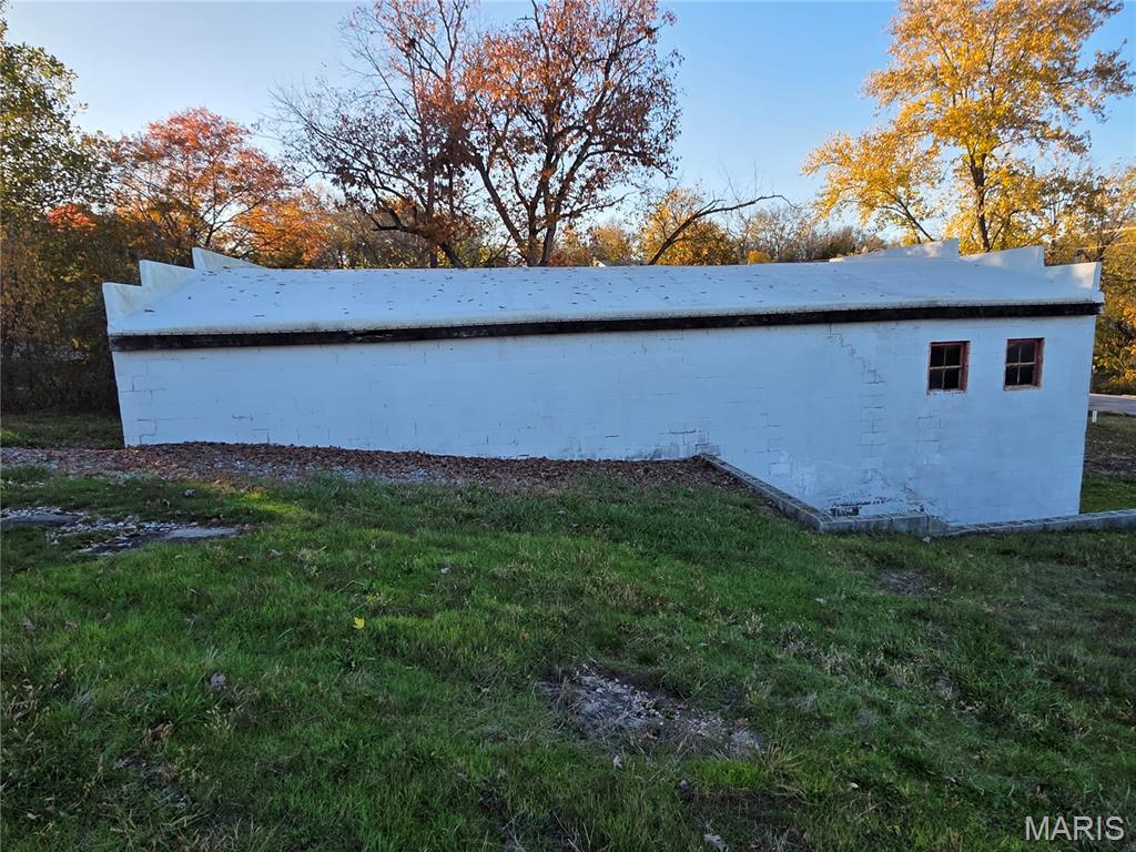 n/a - Commercial Sale