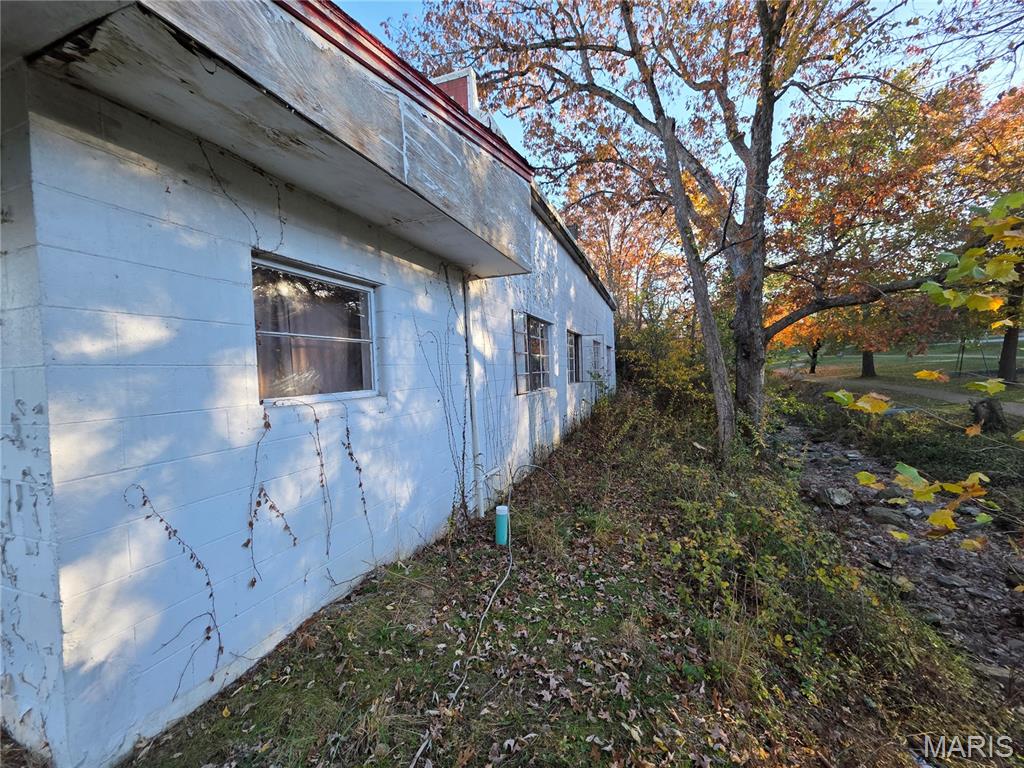 n/a - Commercial Sale