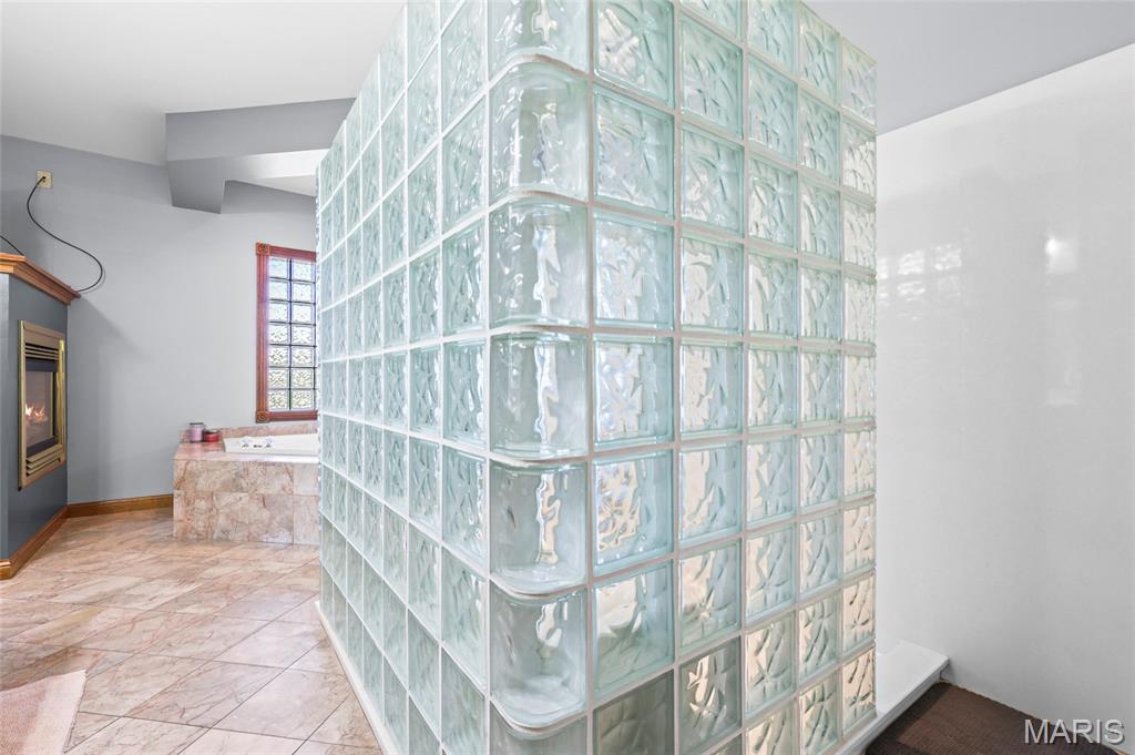 Victoria Xing - Residential