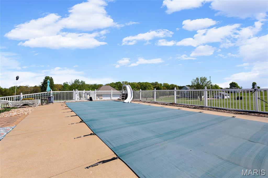 Victoria Xing - Residential