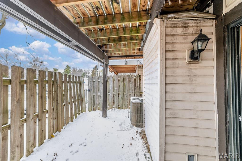 Driftwood Place Condo - Residential