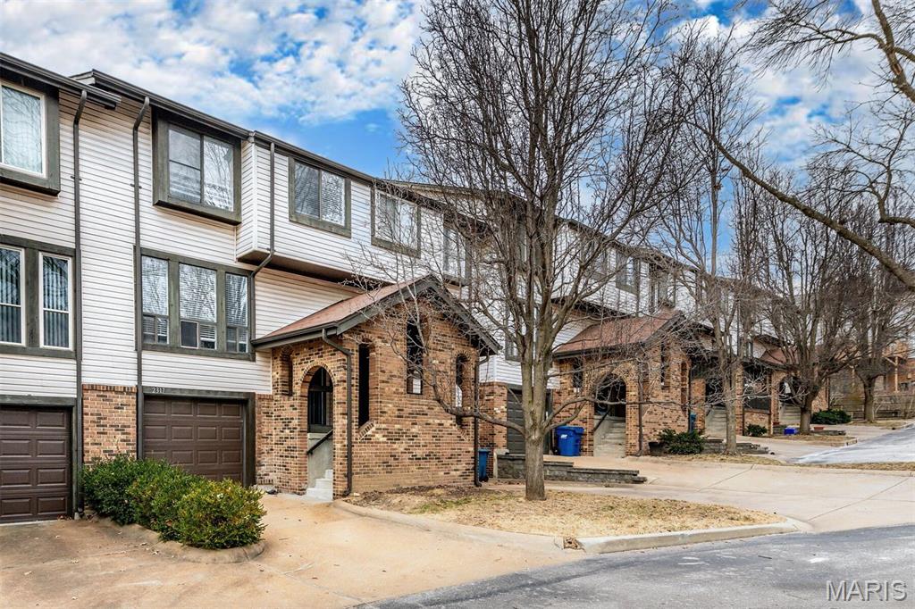 Driftwood Place Condo - Residential